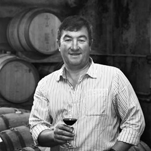 Stephen Richardson Owner / Winemaker