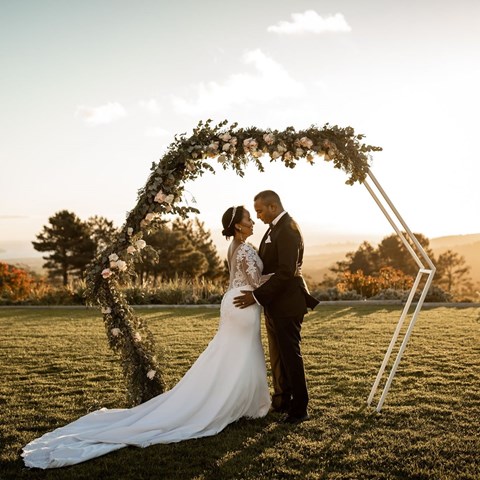Idiom Wines named one of the top 5 wedding venues in the Cape in KFM's Best of the Cape Awards
