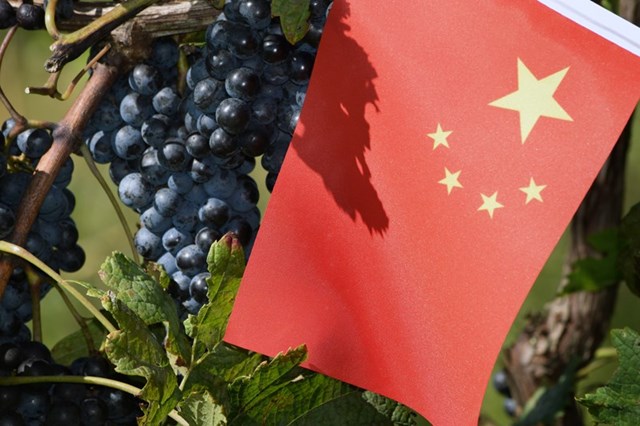 China's wine import figures collapse