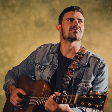 Waterford Estate presents: Garden Music Sessions with Tanner Wareham
