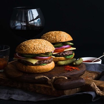 Gourmet Burgers and Wine Day for Father's Day